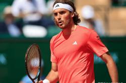 开云体育入口-温网碾压拉沃尔杯，西西帕斯点燃赛场