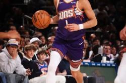 开云体育APP下载-吉林队横扫北京队，布克点燃赛场