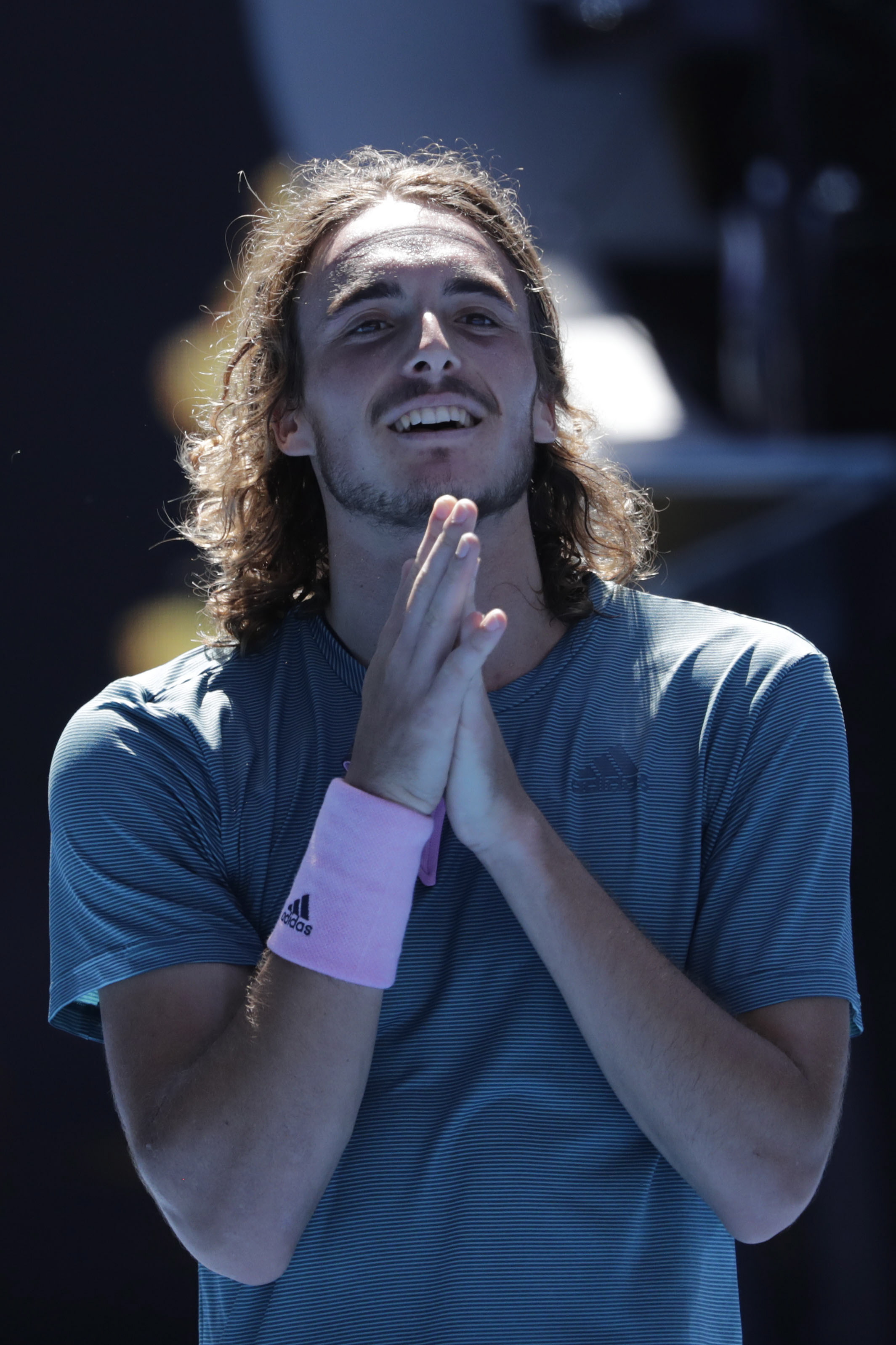 关于澳大利亚网球队完胜日本网球队，西西帕斯惊艳世界的信息