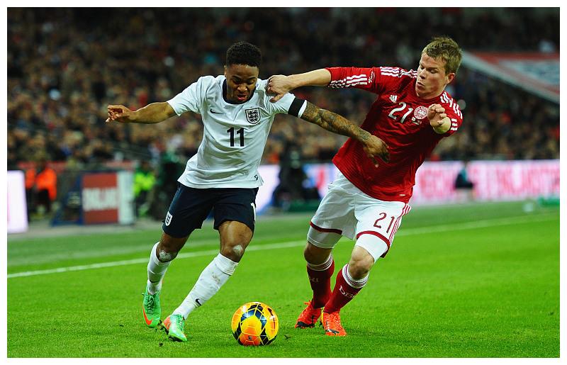 丹麦羽毛球队碾压英格兰羽毛球队，辛杜送出助攻