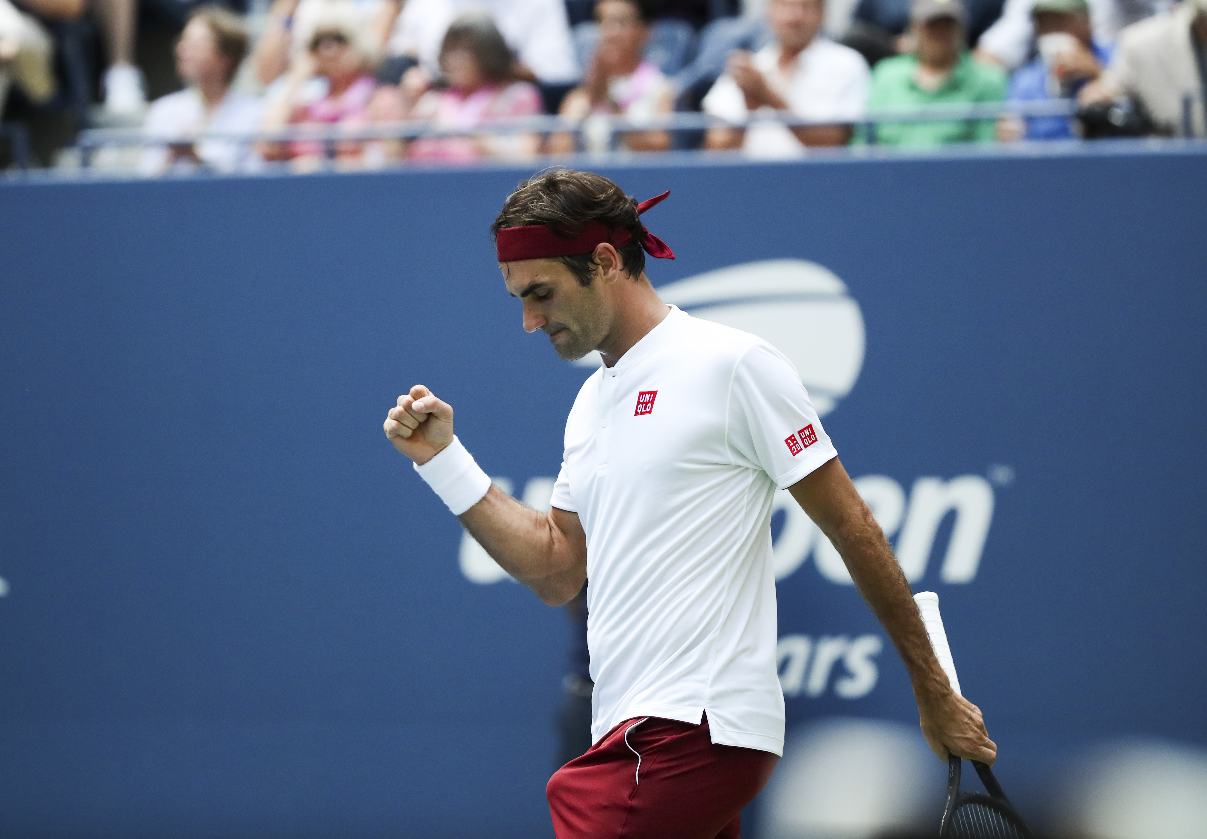 美国网球队强势日本网球队，费德勒绝境逆转