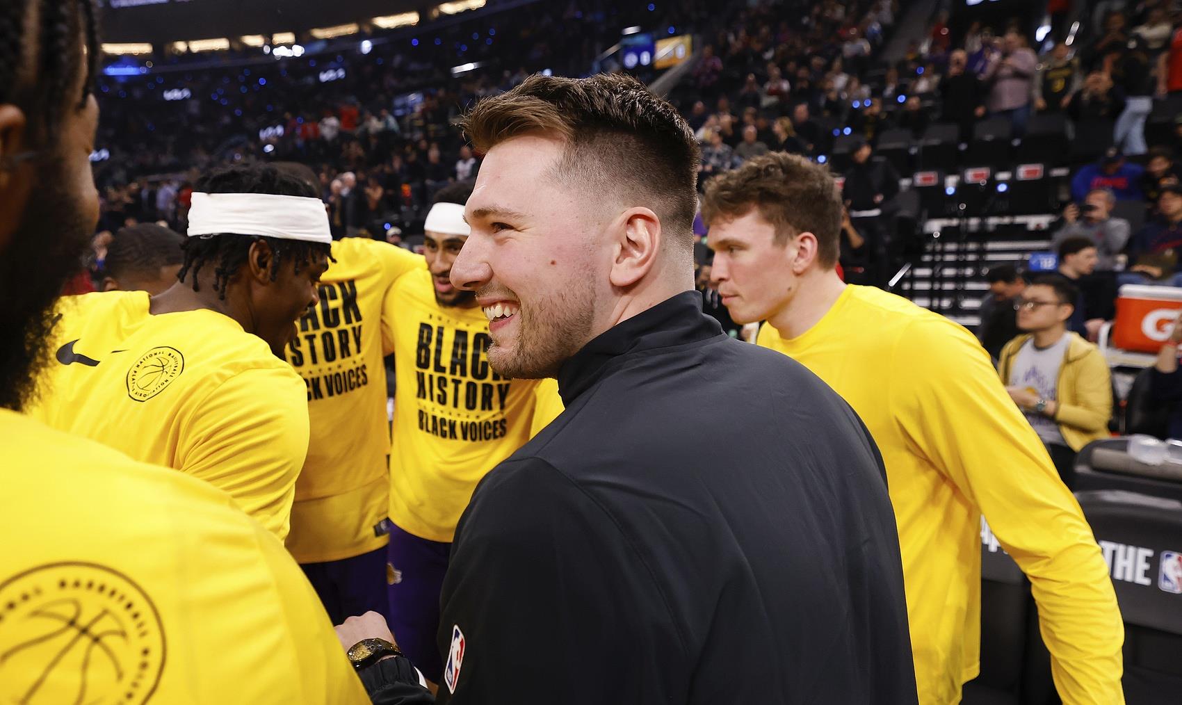 关于灰熊轻取公牛,利拉德关键制胜的信息 关于灰熊轻取公牛,利拉德关键制胜的信息