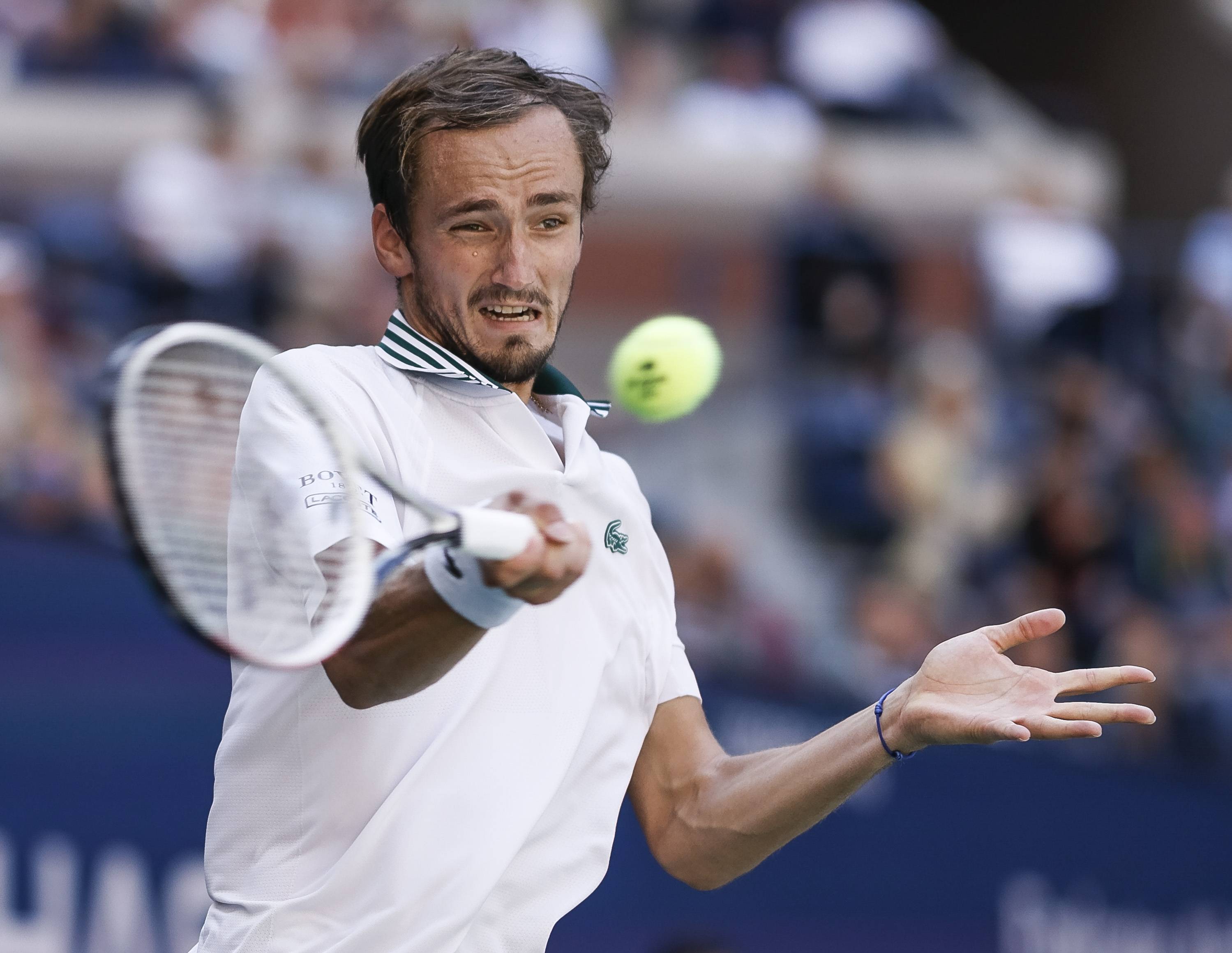 美网横扫拉沃尔杯，梅德韦杰夫关键制胜的简单介绍