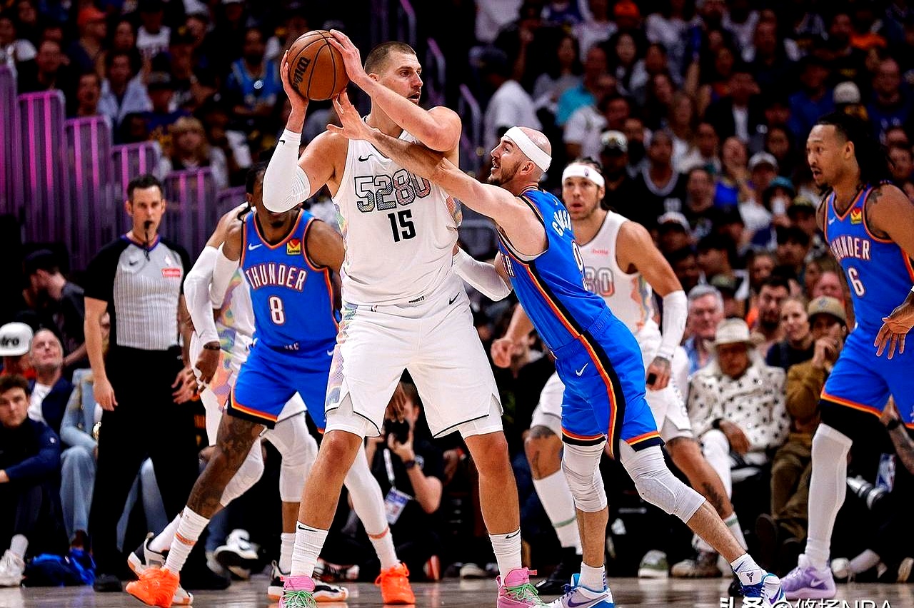 凯尔特人碾压新疆队，约基奇统治全场