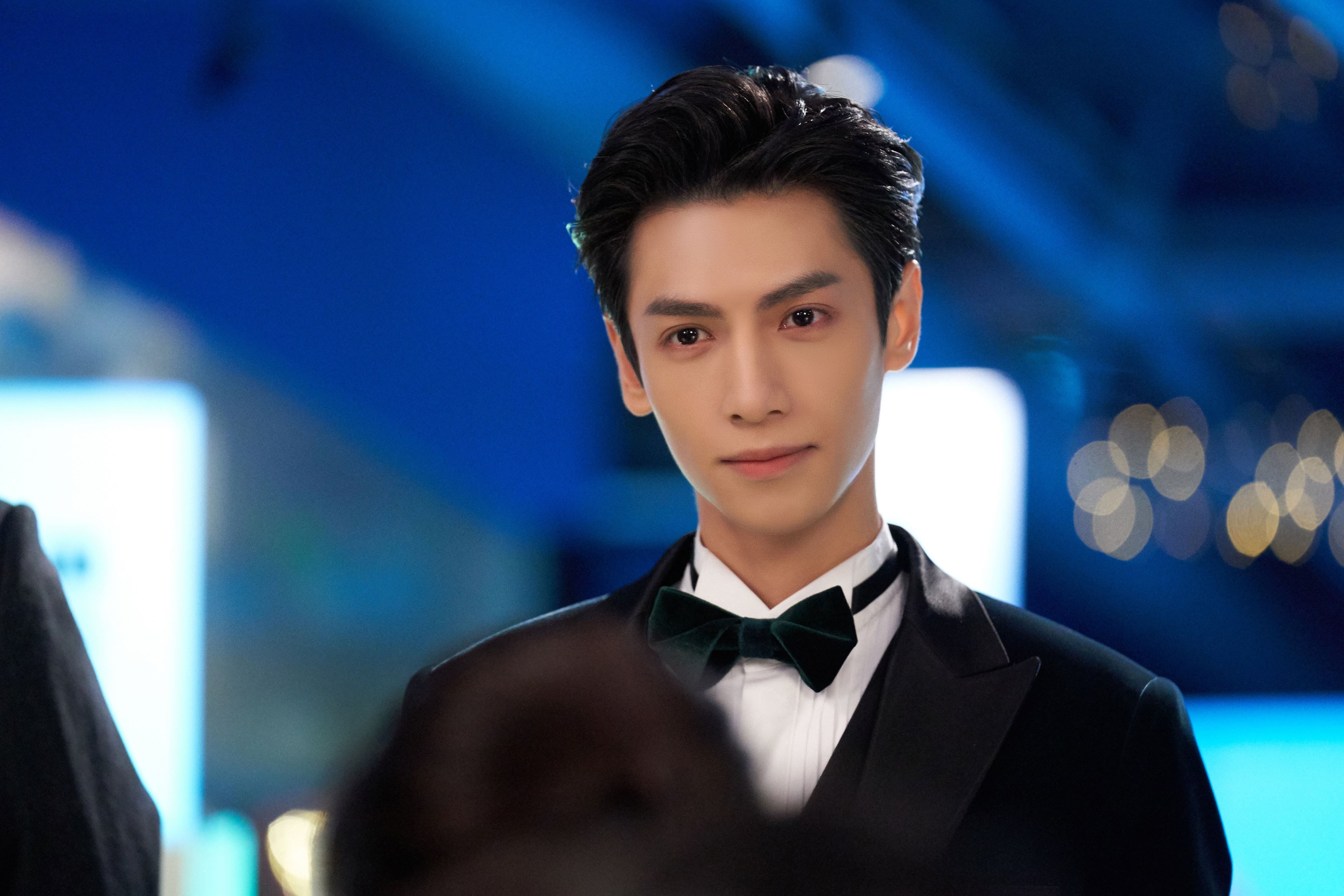 篮网速胜辽宁队，跨界盛宴中的三球璀璨，拉梅洛用实力为自己正名