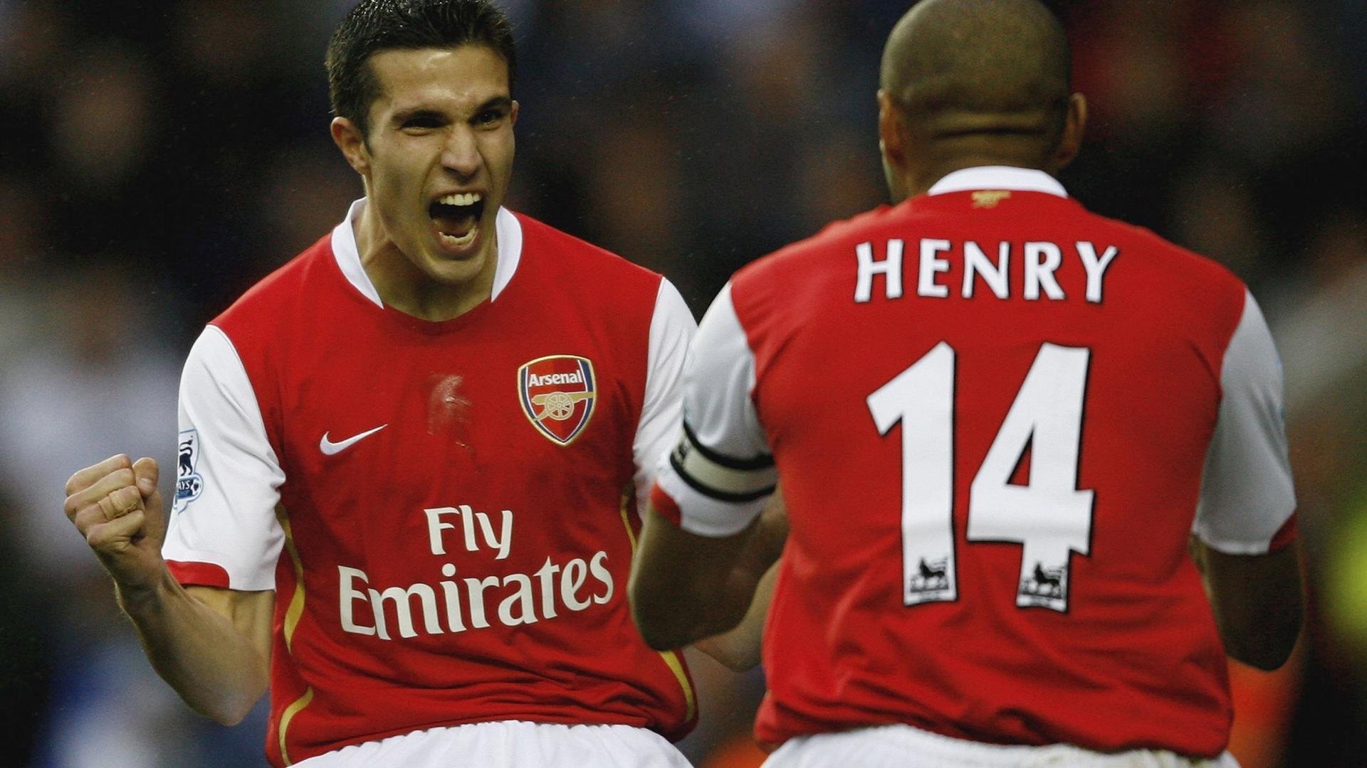 纯粹与重金的对决，恩佐闪耀，卡塔尔资本如何冲垮阿森纳的传统防线