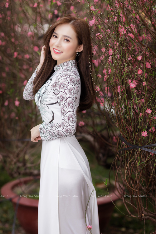 巨星统治与草根逆袭，卢卡库数据封神之夜，新西兰风暴掀翻皇家社会